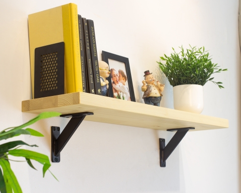 Floating Shelves with Heavy Duty Metal Brackets - Natural